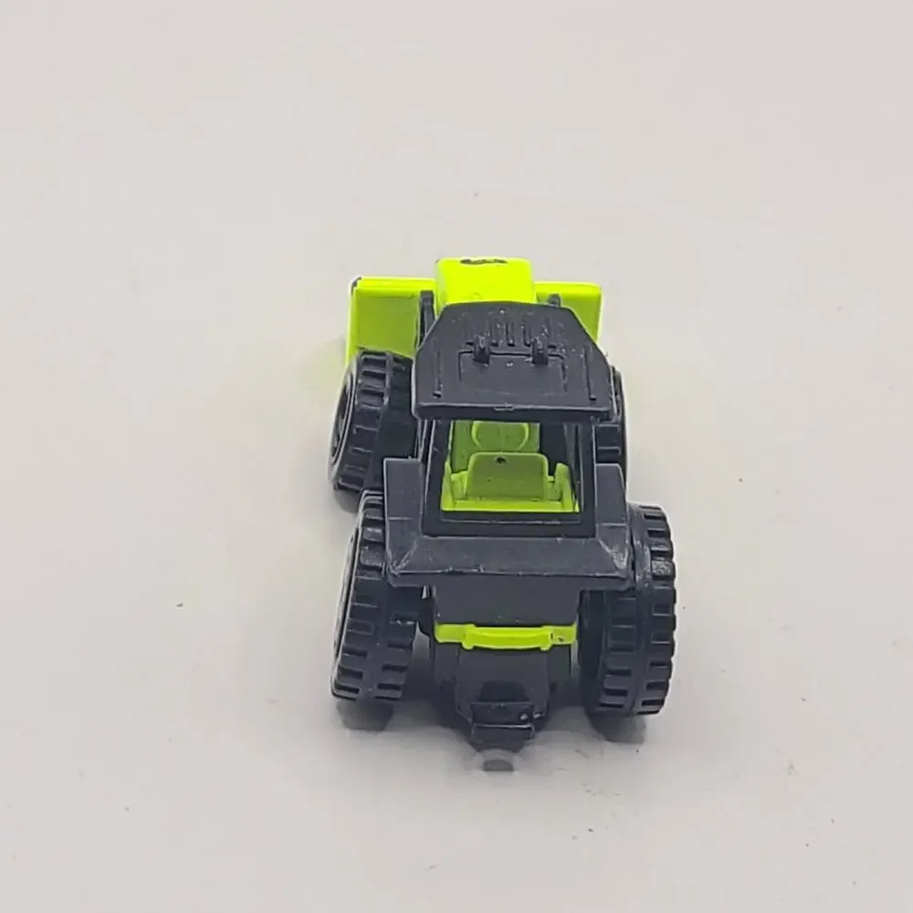 1991 Hot Wheels #103 Virtual Collection Tractor Fluorescent Yellow 1/64 Scale